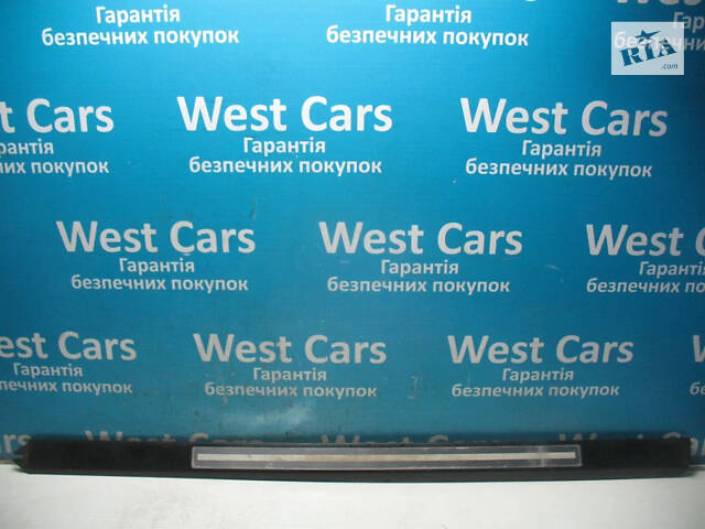 Б/в Накладка порога передня права внутрішня на Audi A8 2003-2009