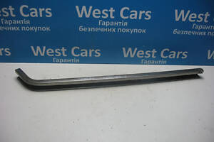 Б/в Напрямна ліві зсувні двері на Volkswagen Caddy 2004-2010