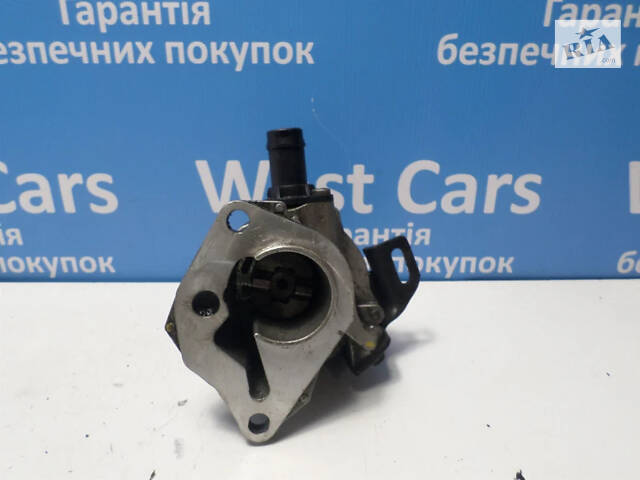 Б/в Насос вакуумний 1.5DCi на Renault Laguna III 2008-2015