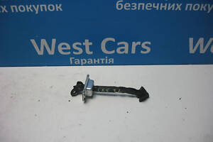 Б/в Обмежувач задніх лівих дверей на Mazda CX-5 2011-