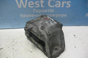 Б/в Опора двигуна 1.6B на Volkswagen Touran 2003-2010