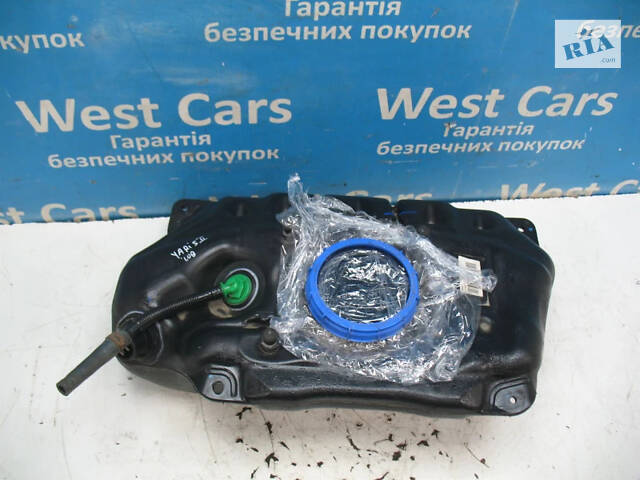 Б/в Паливний бак 1.0B на Toyota Yaris 2005-2011