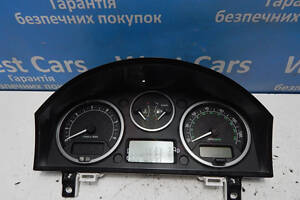 Б/в Панель приладів 2.7D МКПП на Land Rover Discovery 2004-2009