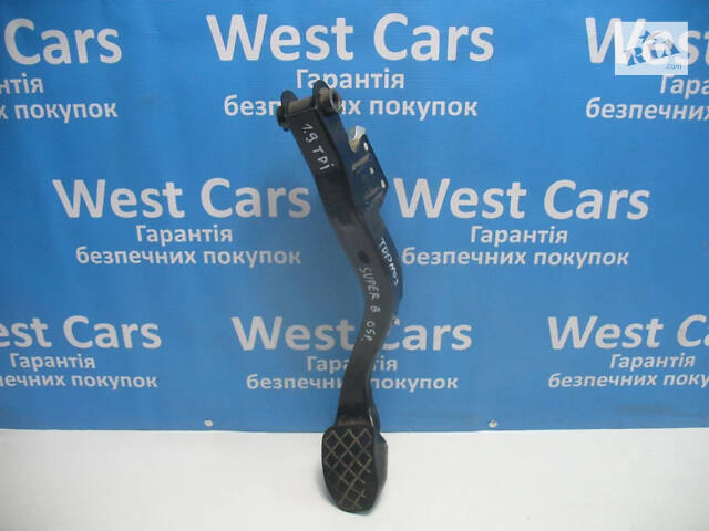 Б/в Педаль гальма МКПП 1.9TDI на Skoda SuperB 2001-2008