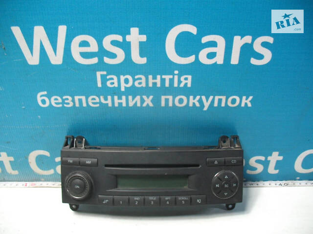 Б/в Передня панель автомагнітоли на Mercedes-Benz Vito 2006-2012