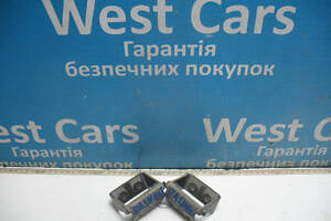 Б/в Петлі кришки багажника (комплект) на Nissan Qashqai 2006-2013