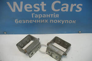 Б/в Петлі кришки багажника комплект на Nissan Qashqai 2007-2013