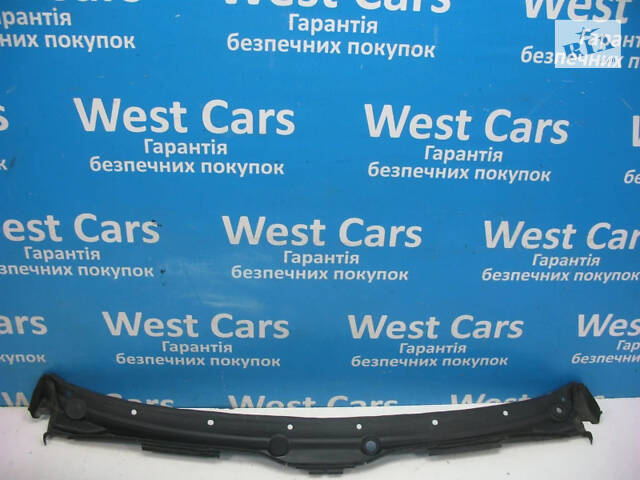 Б/в Пластик під лобове скло (жабо) на BMW X5 1999-2006