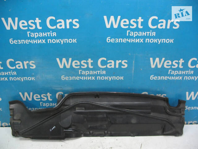 Б/в Пластик під лобове скло на Ford C-Max 2003-2007