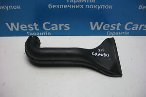 Б/в Повітрозабірник 2.0d на Mitsubishi Grandis 2004-2010