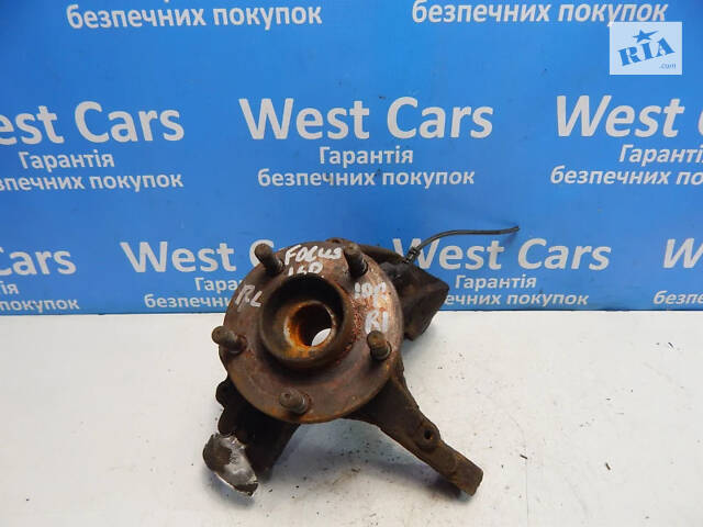 Б/в Поворотний кулак передній лівий 1.6D з датчиком ABS на Ford C-Max 2004-2011