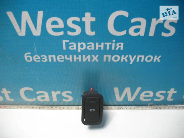 Б/в Прикурювач багажника (роз'єм) на Audi A8 2003-2007