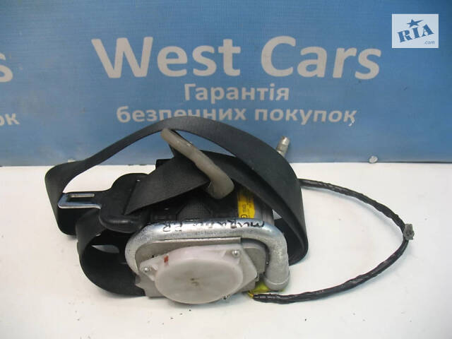 Б/в Ремінь безпеки передній правий з піропатроном на Nissan Murano 2002-2008