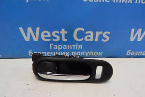 Б/в Ручка внутрішня передніх лівих дверей на Mazda CX-7 2006-2012