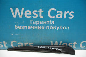 Б/в Склоочисник кришки багажника (двірник) на Land Rover Discovery Sport 2014-2019