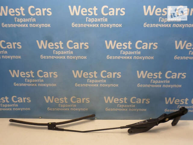 Б/в Склоочисник лобового скла правий на Ford C-Max 2003-2007