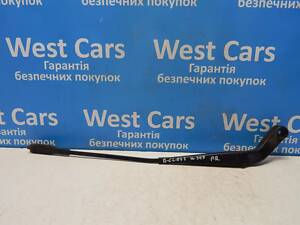 Б/в Склоочисник передній правий (корозія) на Mercedes-Benz B-Class 2005-2010