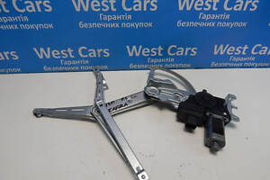 Б/в Склопідйомник передній лівий 6 контактів на Opel Zafira 2005-2011