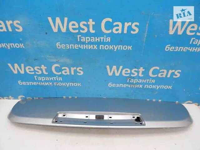 Б/в Спойлер Zermatt Silver 798 на Land Rover Range Rover Sport 2005-2009