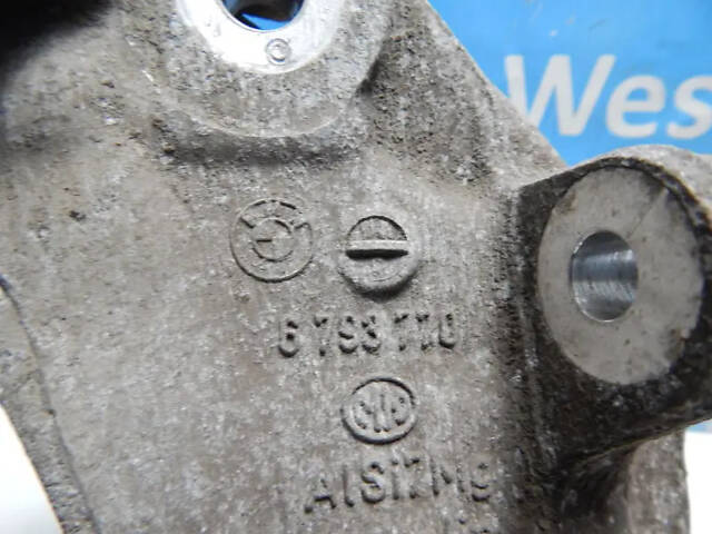 Б/в Цапфа задня права 2.0D на BMW 5 Series 2010-2016 - Фото 3