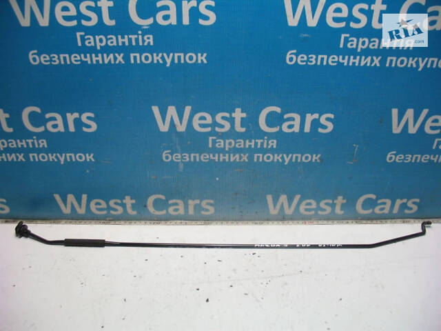 Б/в Упор капота на Mazda 5 2005-2010