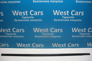 Б/в Ущільнювач скла передніх правих дверей на Nissan Qashqai 2006-2013