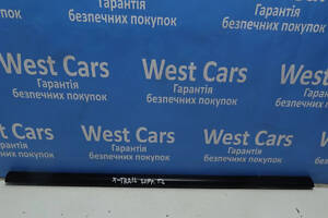 Б/в Ущільнювач скла задніх лівих дверей на Nissan X-Trail. Купуй найкраще! 2007-2014