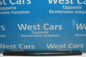 Б/в Ущільнювач скла задніх правих дверей на Kia Sorento 2002-2009