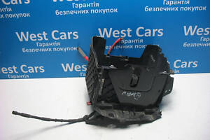 Б/в Ящик під акумулятор на Renault Megane III 2008-2012