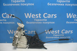 Б/в Замок дверей передній правий 4 контакти на Mercedes-Benz A-Class 2008-2012