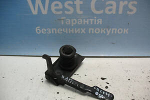 Б/в Замок капота на Chevrolet Lacetti 2003-2013