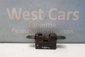 Б/в Замок капоту на Renault Megane III 2008-2015