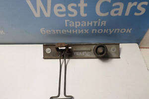 Б/в Замок капоту на Renault Trafic 2000-2014