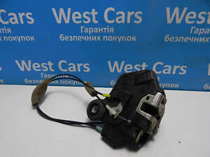 Б/в Замок задніх правих дверей 4к на Toyota Camry 2001-2006