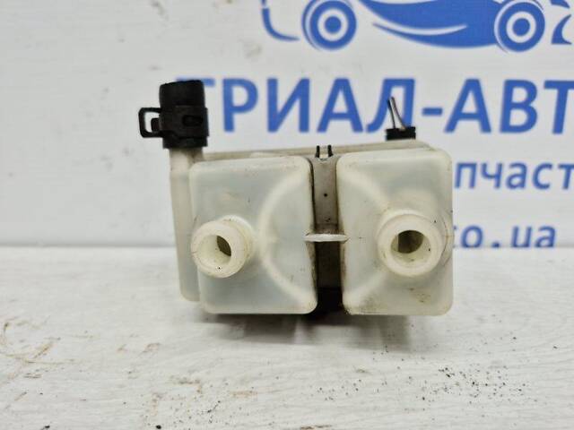 Бачок главного тормозного цилиндра Chevrolet Lacetti J200 1.8 БЕНЗИН F18D3 2004 (б/у) - Фото 2