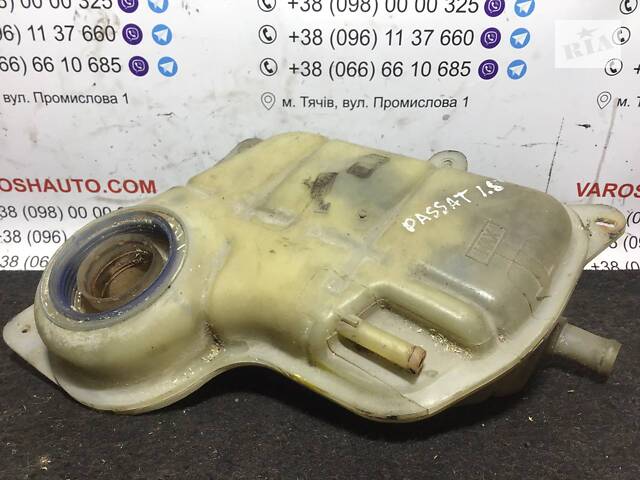 Бачок расширительный без крышки Volkswagen Passat B5 8D0121403L 12502