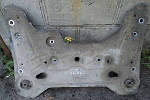 Балка передней подвески 1.9 DCI OPEL VIVARO 01- (OPEL VIVARO) 8200626965 4418183