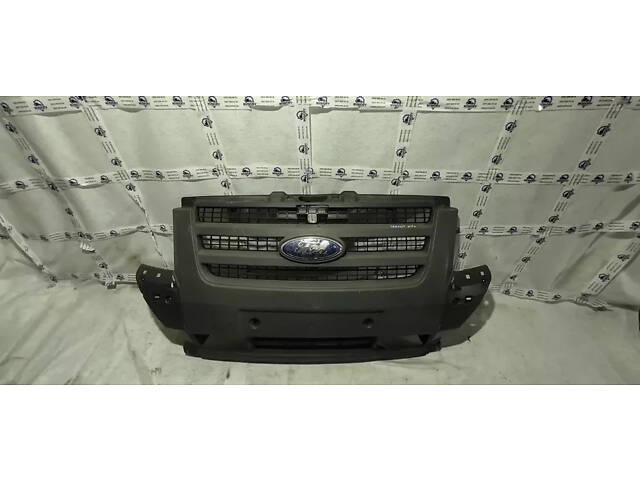 Бампер передний Ford Transit с 2006-2014 год 6C11-17D957-AD