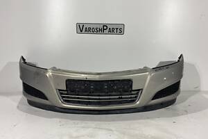 Бампер передний Opel Astra H 13225745 рестайл 7R