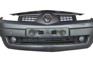 Бампер передний под туманки RENAULT MEGANE II есть дефект 8200142000, 8200142001