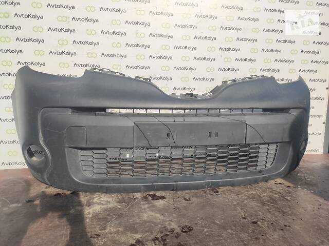 Бампер передній з дефектом Renault Kangoo 2013-2016 вант. (620229800R)