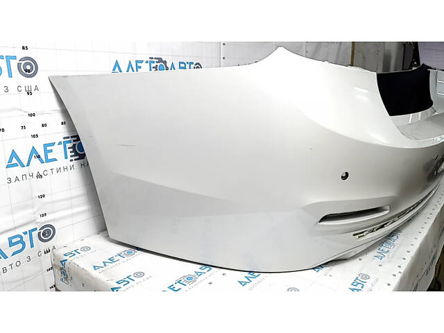 Бампер задний голый BMW 3 F30 16-18 под парктроники, белый A96 царапины, надломлено крепление - Фото 4