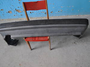 Бампер задний для Volvo 440 volvlo 433203 ЧИТАТЬ ОПИСАНИЕ