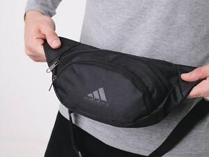 Бананка чорна adidas (маленька накатка)