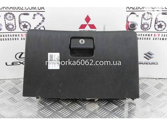 Бардачок Toyota Corolla E12 2000-2006 5555102070