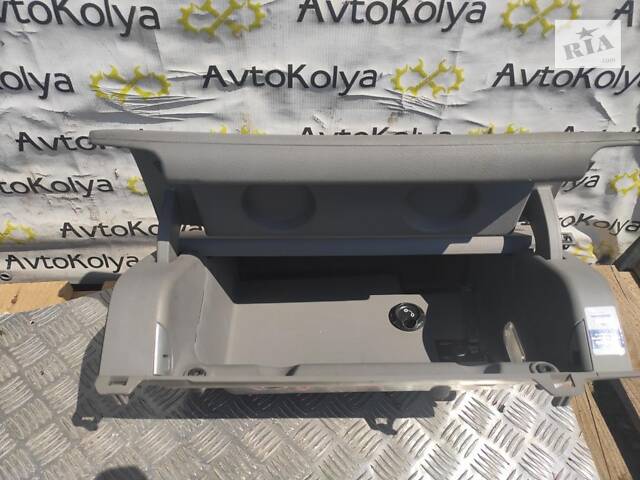 Бардачок VW Touran 2003-2010 (1T1857097)