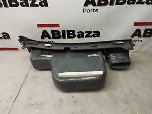 Бардачок з дефлектором для Daewoo Nexia N100 96134334 /СТ8/