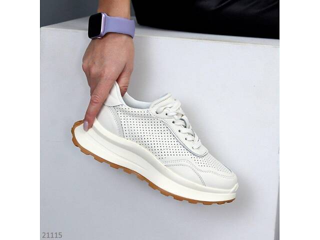 Білі шкіряні кросівки Riksi, наскрізна перфорація 36-40p код 21115 38 - Фото 7