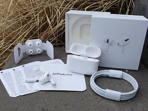 Бездротові навушники Apple AirPods PRO Original series 1:1 з Шумозаглушенням 100% Білі