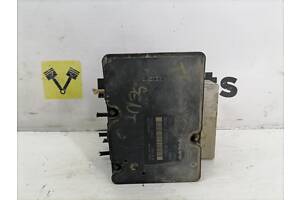 Блок ABS VOLVO XC90 2002-2014 30643982